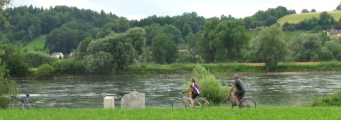 Radweg entlang der Donau - Donauplanetenweg Radweg entlang der Donau - Donauplanetenweg