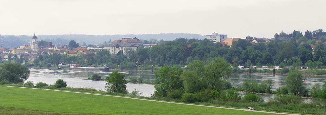 Blick auf die Donau vom Planetenweg aus